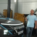 Moteur électrique versus essence : ces YouTubeurs ont roulé 300 000 km et voici ce qui a lâché en premier