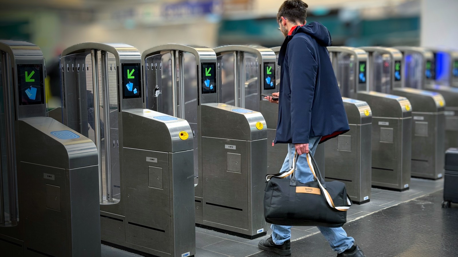 Pass Navigo : attention, ces tourniquets vous dÃ©bitent un ticket en plus