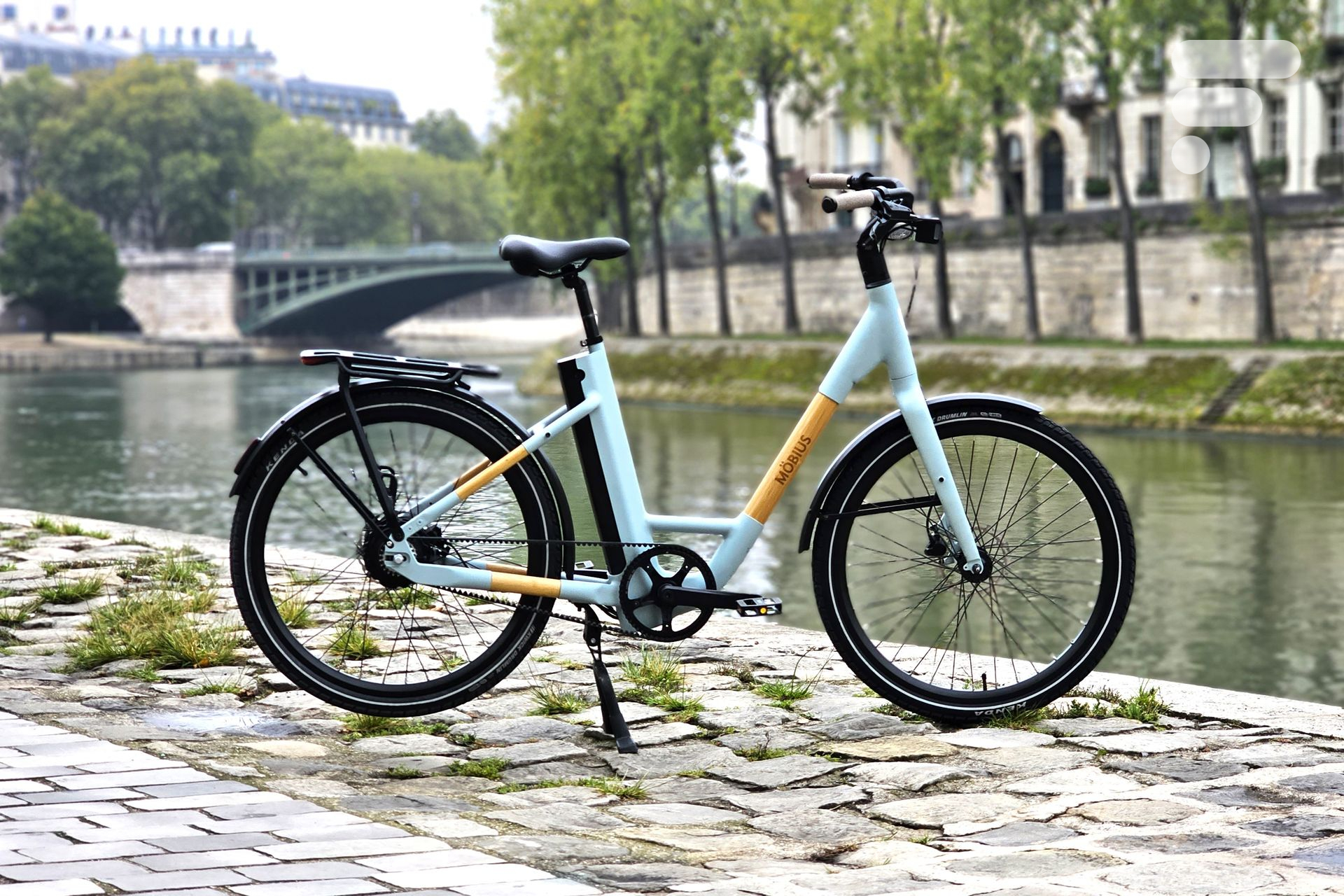 Möbius Annecy vélo électrique bois