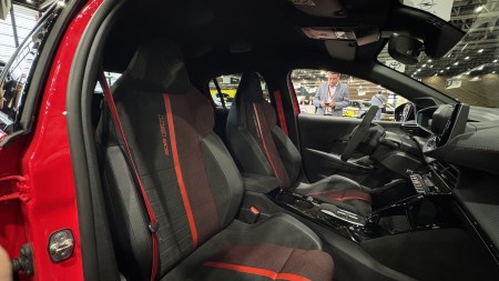Peugeot E-208 GTI // Source : Paul-Émile Cassoret pour Frandroid
