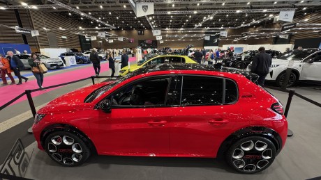 Peugeot E-208 GTI // Source : Paul-Émile Cassoret pour Frandroid