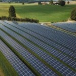 Panneaux solaires : pourquoi les décisions récentes du gouvernement refroidissent les particuliers en 2025