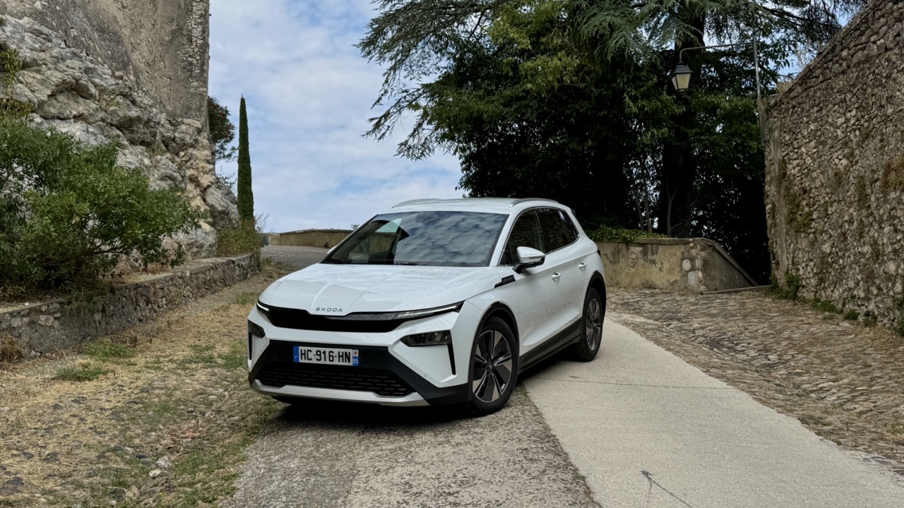J’ai roulé 2 000 km en Skoda Elroq électrique : elle parvient à faire de l’ombre aux Peugeot 3008 et Renault Scénic