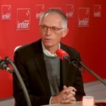 « On était prêts pour l’électrique » : Carlos Tavares réécrit l’histoire de l’effondrement de Stellantis (Peugeot, Citroën, Jeep, Fiat, etc.)