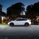 Voitures électriques : pourquoi la Chine veut supprimer les poignées de portes popularisées par Tesla