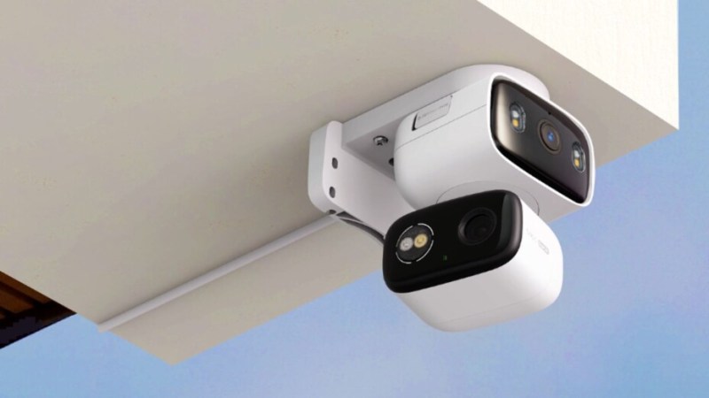 Boulanger brade à moins de 50 € cette caméra de surveillance avec double objectif qui filme en 2K 