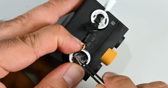 Source : iFixit