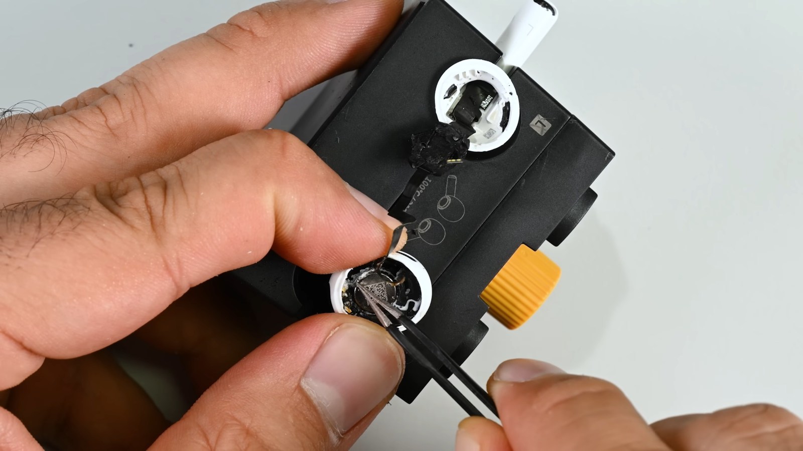 AirPods Pro 3 : pourquoi cette note de 0/10 devrait vous inquiÃ©ter