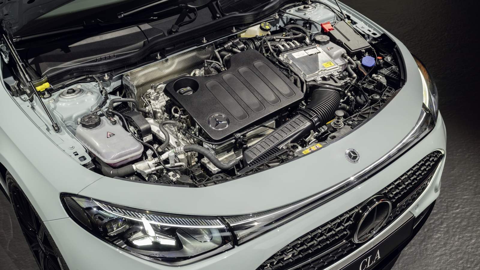 Moteurs hybrides chinois dans les Mercedes, 380 000 km en Tesla et nos 4 voitures Ã©lectriques...