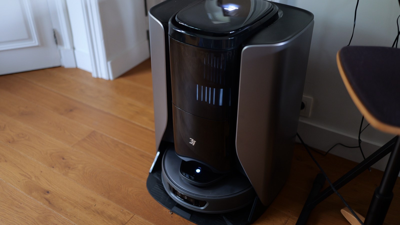 Test du 3i S10 Ultra : le premier robot aspirateur qui recycle son eau sale