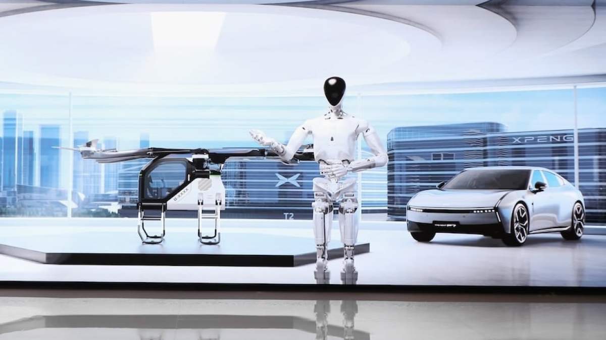 Xpeng IRON ARIDGE robot voiture volante