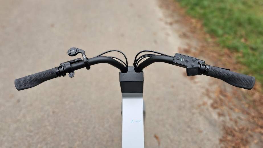 Anod Hybrid 2 guidon