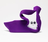 Apple-iPhone-Pocket-and-ISSEY-MIYAKE-purple-with-iPhone-17-02 – Grande