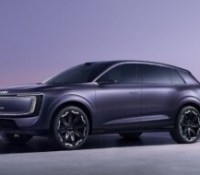 AUDI E SUV concept car