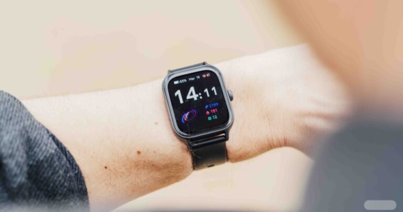 La Decathlon Fit 100 // Source : Chloé Pertuis - Frandroid