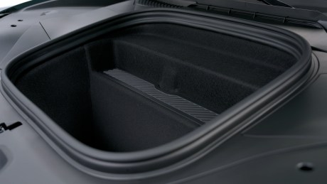 DERUSH.00_34_17_14.Still002