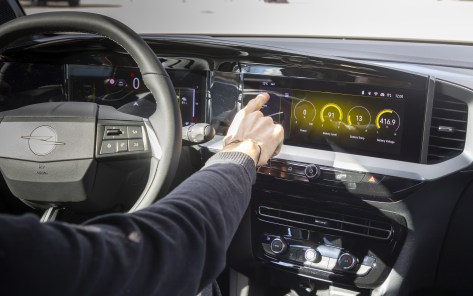 Essai Opel Mokka GSe // Source : Opel / Andreas Liebschner