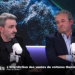 « Pas de prise, pas de voiture » : on a fact-checké les propos du patron de 40 millions d’automobilistes sur la voiture électrique