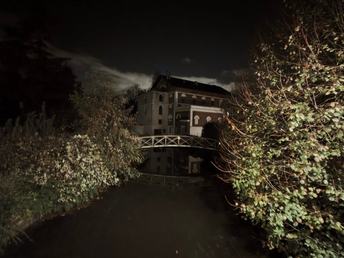 Ultra grand-angle de nuit Ultra grand-angle de nuit