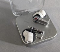 Les Nothing Ear (3) Les Nothing Ear (3)