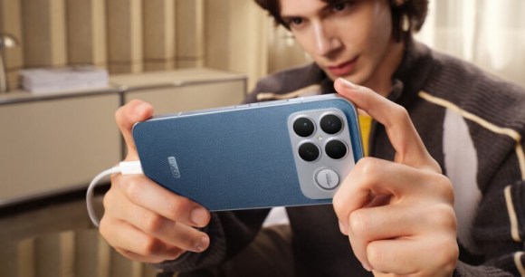 Le Poco F8 Ultra // Source : Xiaomi