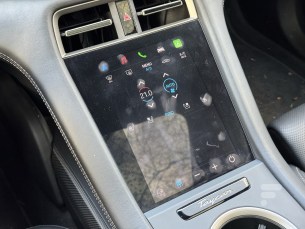 Porsche Taycan // Source : Vincent Sergère pour Frandroid