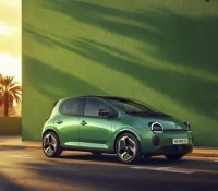 Renault Twingo E-Tech // Source : Renault Renault Twingo E-Tech // Source : Renault
