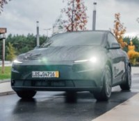 Tesla Model Y Standard // Source : Robin Wycke pour Frandroid Tesla Model Y Standard // Source : Robin Wycke pour Frandroid