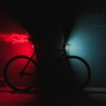 Voici la solution ultime pour bien régler son phare avant de vélo afin de ne pas éblouir les autres cyclistes