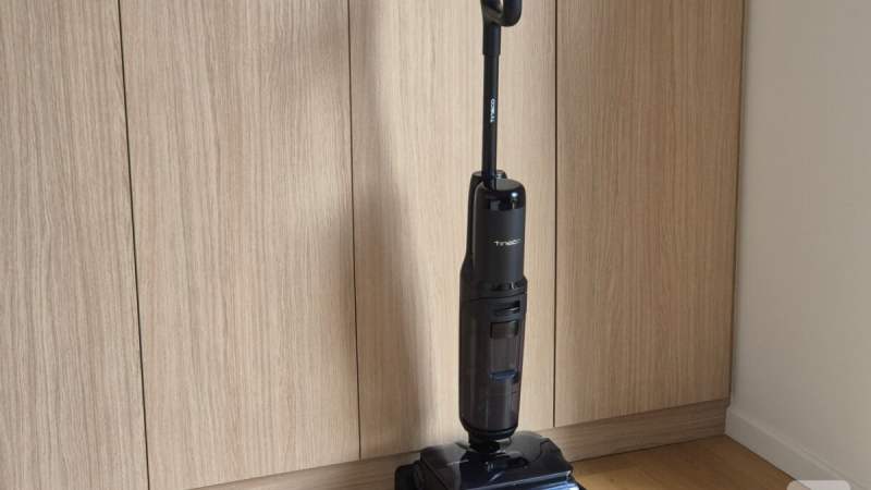 Amazon fait perdre 100 € à ce balai aspirateur noté 8/10, qui aspire toutes les saletés et ne laisse aucune trace