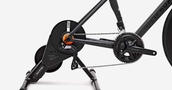 Essai Van Rysel D100 Zwift Edition // Source : Van Rysel