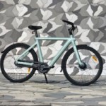 On a testé le nouveau VanMoof : le retour en grâce du vélo électrique connecté longtemps tombé en disgrâce