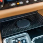 Votre smartphone chauffe en voiture ? Nissan a trouvé la solution miracle pour la recharge sans fil