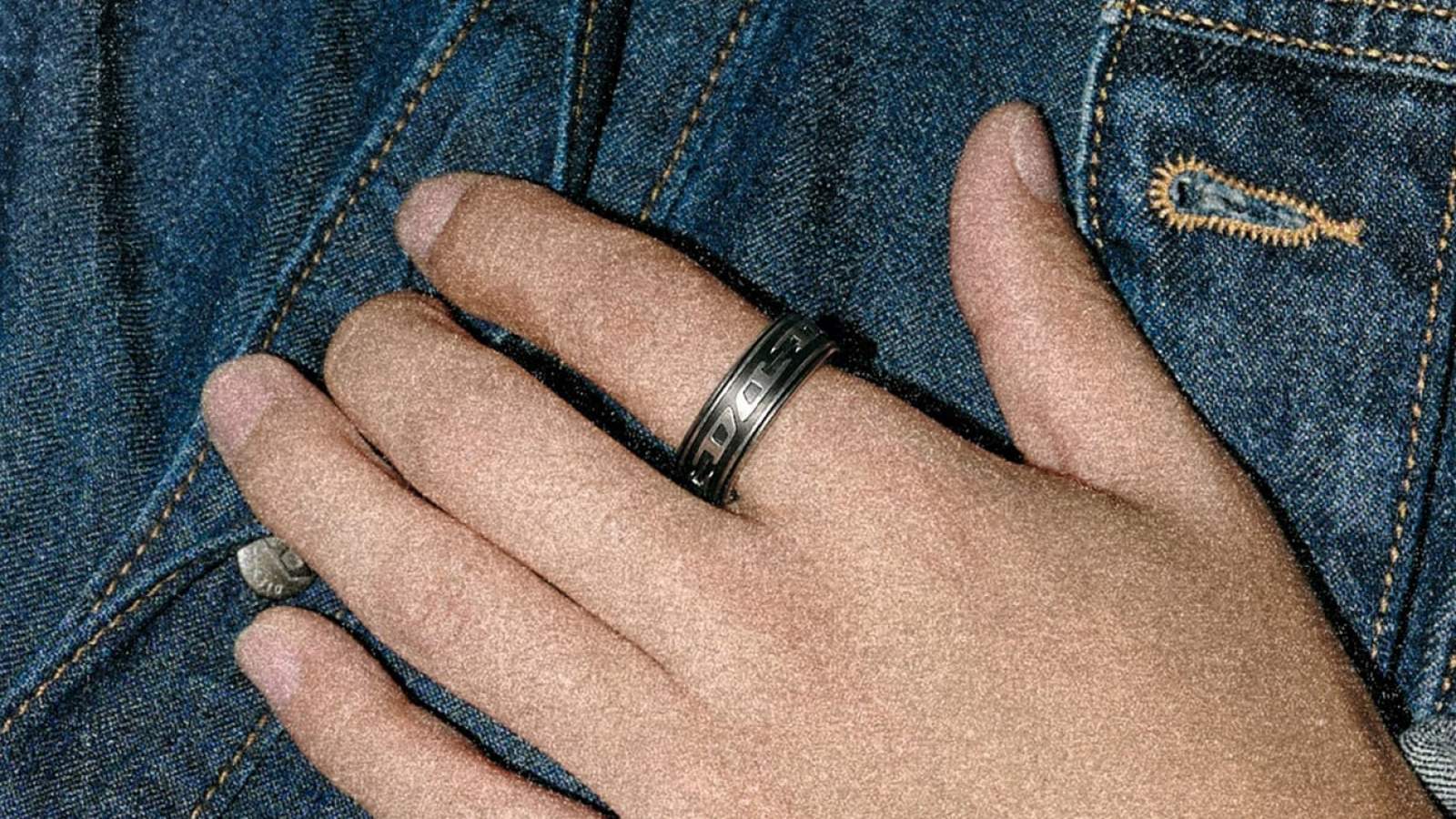 Bagues connectÃ©es : oubliez les designs lisses, voici pourquoi ce modÃ¨le Diesel sort du lot