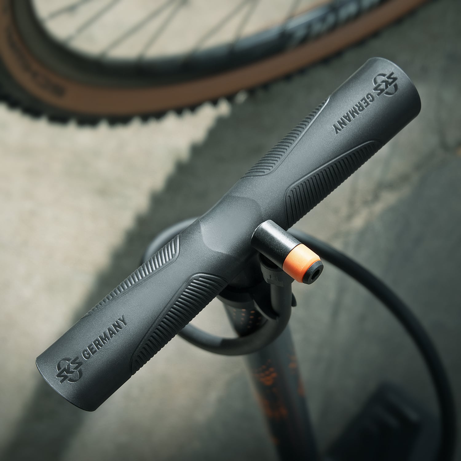 AIRKOMPRESSOR-CLIK-TEC-10-0-12106_b_2