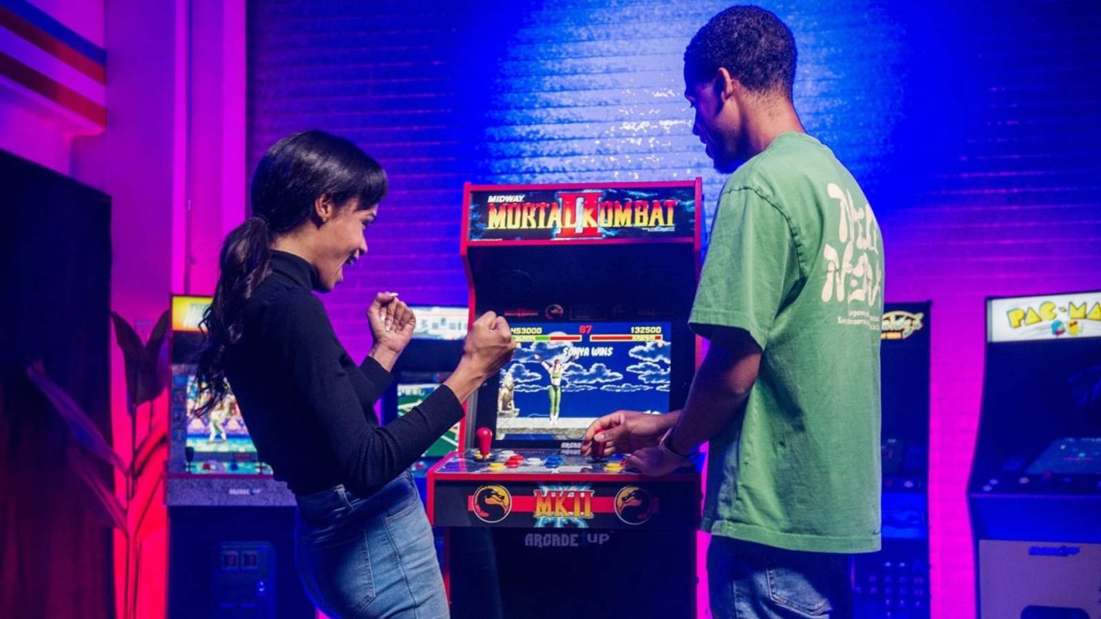 Fatality : la borne dâ€™arcade rÃ©tro Mortal Kombat comprenant 12 jeux est Ã  -130...