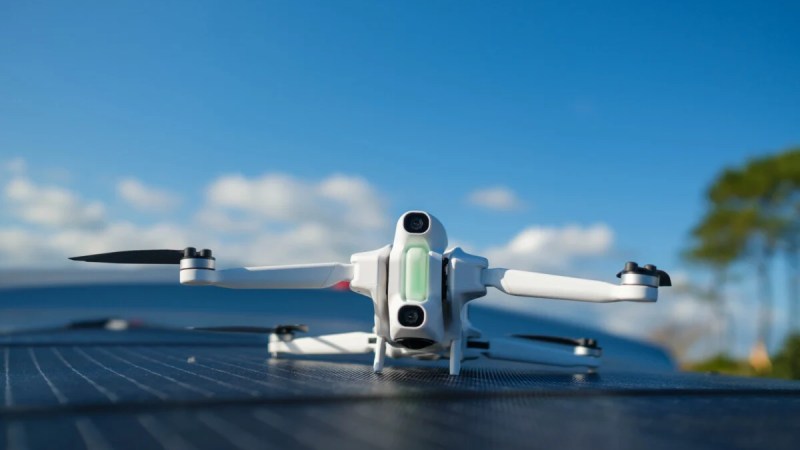 L&rsquo;Antigravity A1, un drone FPV 360° qui voit dans toutes les directions, se négocie à moins de 120&nbsp;€ avec ses accessoires