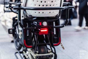 Feu arrière avec feu stop