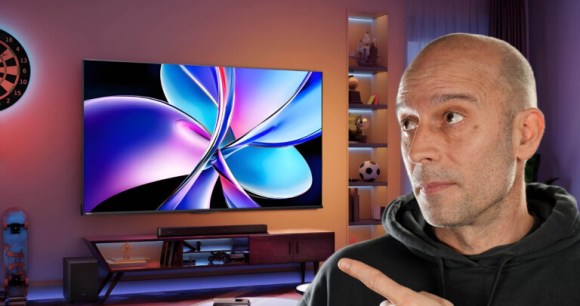 Hisense 55E7Q Pro // Source : Sylvain Pichot - Frandroid