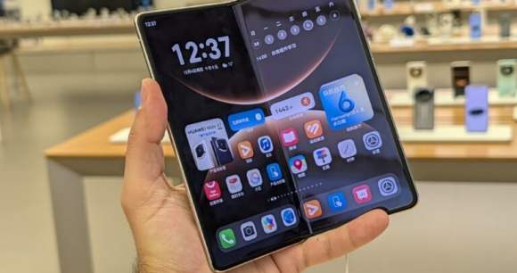 Huawei Mate X7 // Source : Frandroid