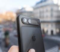 iPhone Fold (maquette imprimée en 3D) // Source : Robin Wycke pour Frandroid