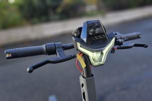 Navee XT5 Pro éclairage