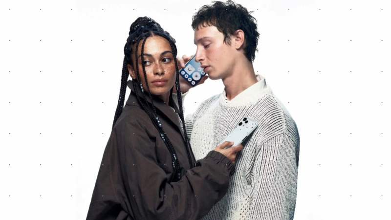 Prix en baisse sur le Phone (3a) Lite&nbsp;: le nouveau smartphone entrée de gamme de Nothing séduit avec son écran AMOLED 120 Hz et son design toujours atypique