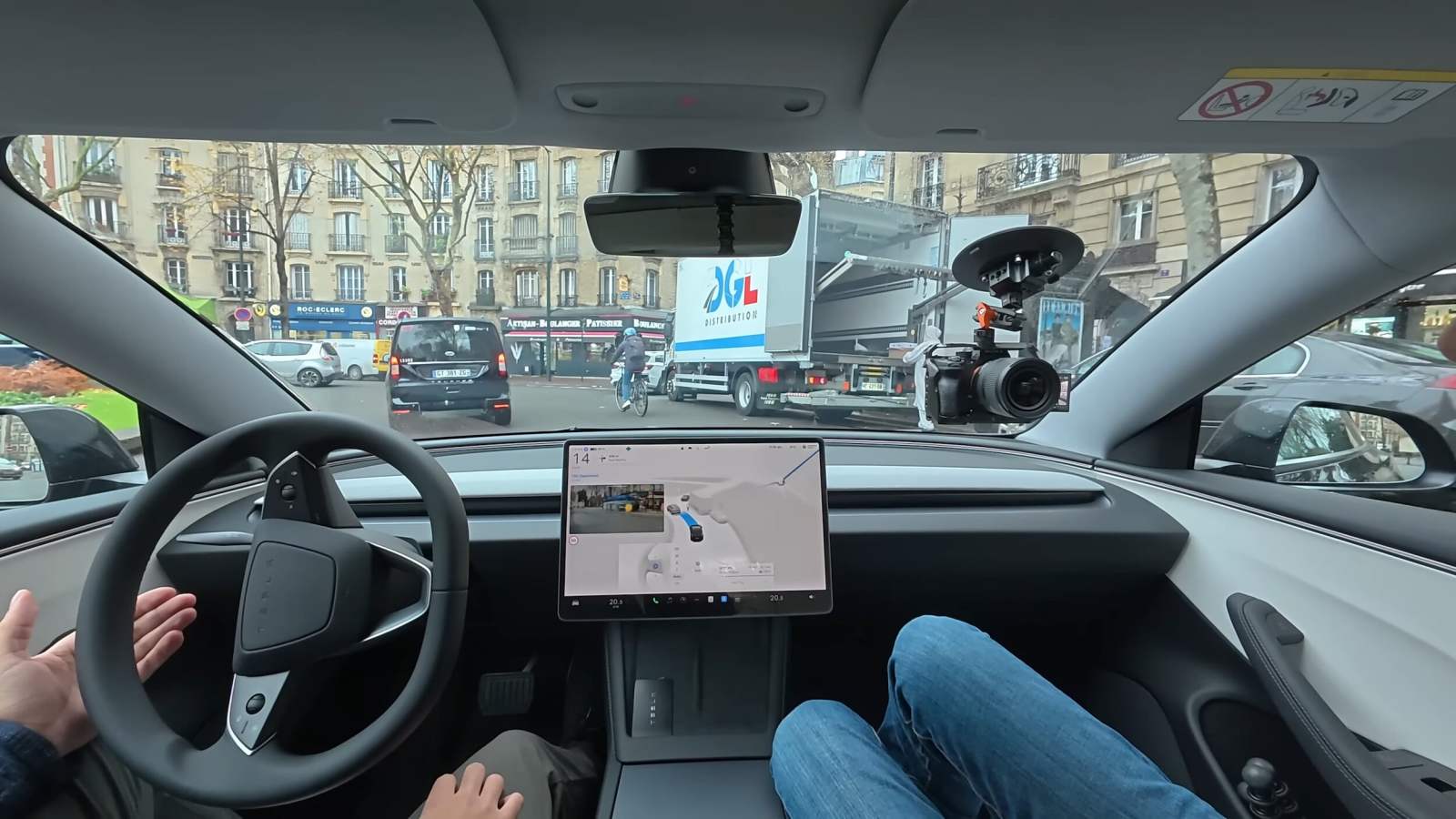 Jâ€™ai testÃ© Ã  Paris le Tesla FSD : pourquoi jâ€™ai hÃ¢te que ce systÃ¨me...