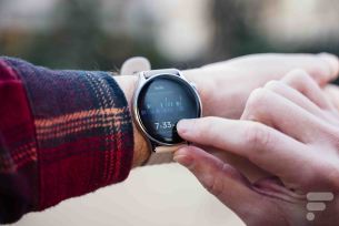 La OnePlus Watch Lite // Source : Chloé Pertuis - Frandroid