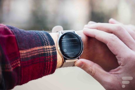 La OnePlus Watch Lite // Source : Chloé Pertuis - Frandroid