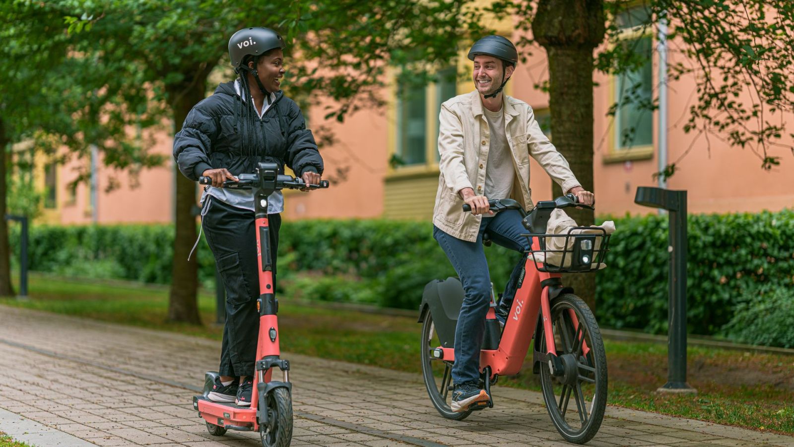 Plus stables et confortables : comment les vÃ©los et trottinettes Ã©lectriques partagÃ©s ont...