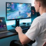 Rien de plus pratique que cet écran portable Full HD de 15,6&Prime; en promo à -25 % facile à transporter