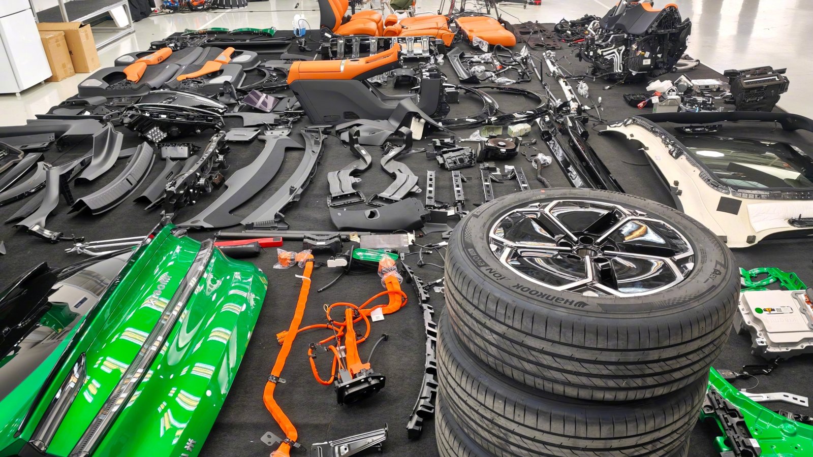 Le patron de Xiaomi a trouvé une solution radicale pour faire taire les rumeurs sur ses voitures électriques