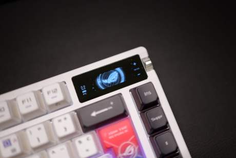 Asus ROG Azoth X - Frandroid - P1112012